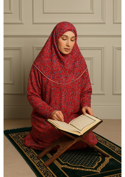 Tek Parça Başörtülü Desenli Kadın Namaz Elbisesi