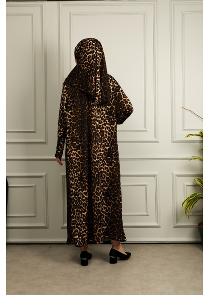 Tek Parça Başörtülü Desenli Kadın Namaz Elbisesi fiyatları