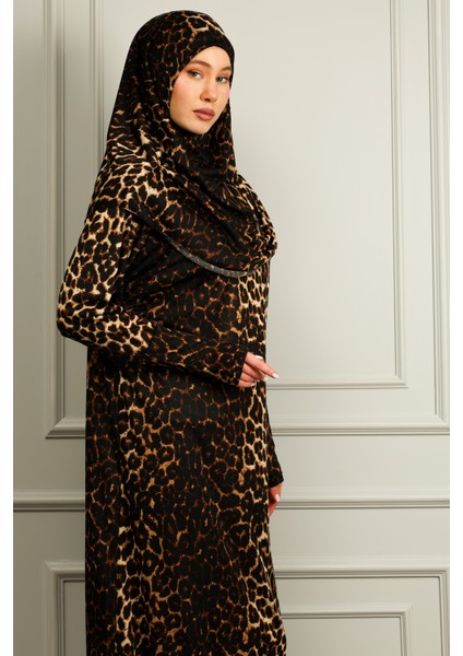 Tek Parça Başörtülü Desenli Kadın Namaz Elbisesi modelleri