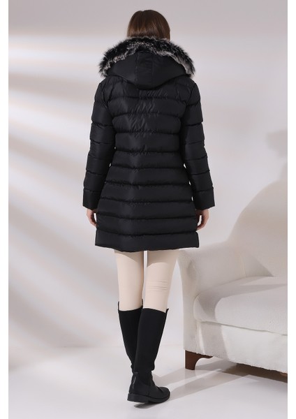 Kadın Kapüşonlu Fermuarlı Microjel Dolumlu Peluşlu Su ve Rüzgar Gecirmez Monta