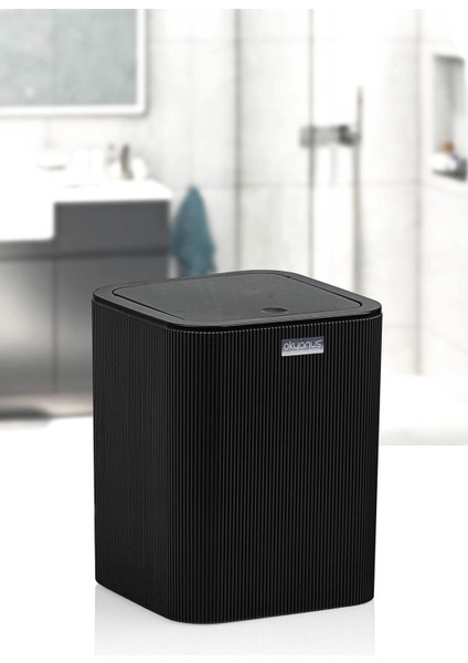 Şık Siyah Çizgili Kare Çöp Kutusu, Fonksiyonel ve Modern Tasarım