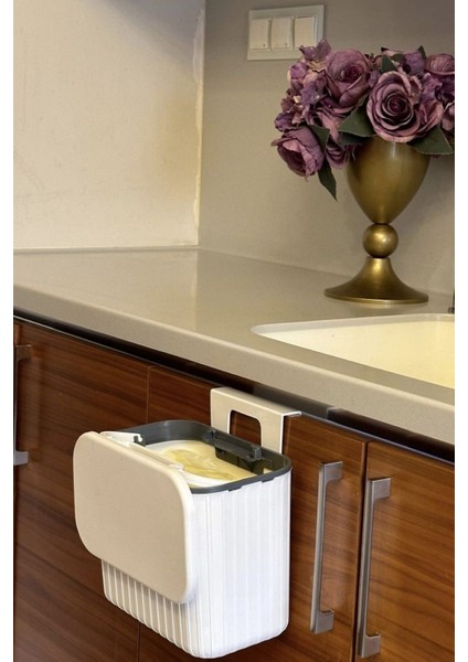 Beyaz 8l Askılı Çöp Kovası, Çift Yönlü Kapaklı, Şık ve Pratik Kullanım Sağlar fiyatları