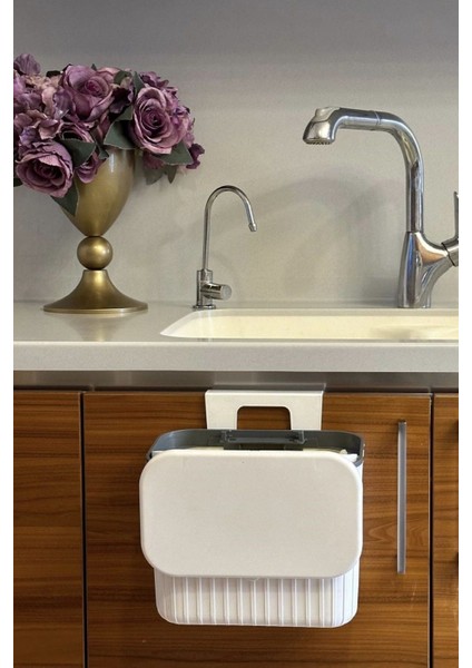 Beyaz 8l Askılı Çöp Kovası, Çift Yönlü Kapaklı, Şık ve Pratik Kullanım Sağlar modelleri