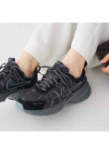 V2K Run Gore-Tex (Su Geçirmez) Kadın Sneaker AYAKKABI-FZ2622-001