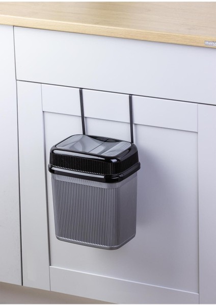 Renkli Askılı Çöp Kovası 5,5 L, Şık ve Pratik Temizlik Malzemesi modelleri