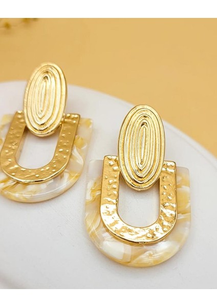 Asimetrik Geometrik Akrilik Krem Küpe indirimleri