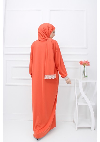 Tek Parça Başörtülü Dantelli Kadın Namaz Elbisesi modelleri