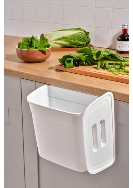 Kapaklı ve Asılabilir, Şık Beyaz Çöp Kutusu, Pratik Kullanım Sağlar.