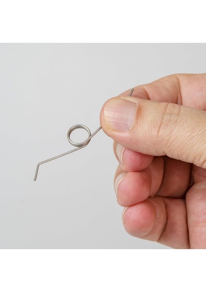 Yaylı Çöp Kovası Yedek Metal Yay 4'lü Set, Uyumlu ve Dayanıklı.