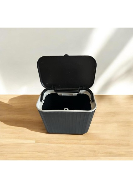 Şık Siyah Çizgili 8 Lt Mutfak Tezgah ve Dolap Askılı Çöp Kovası