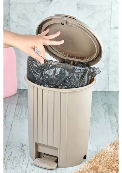 12LITRE Bas Aç ve Pedallı Çöp Kovası, Şık ve Kullanışlı Siyah Tasarım