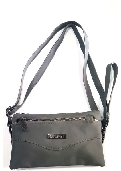 4 Fermuarlı Cepli Kadın Su Geçirmez Suni Deri Askılı Çanta