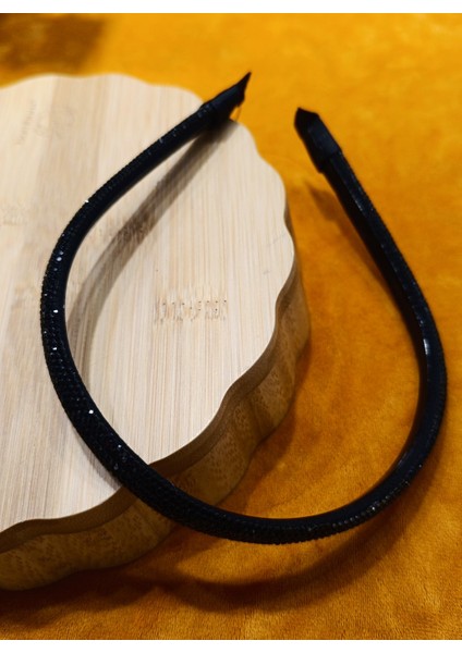 Lüks Gösterişli Figürlü Parıltılı Taç