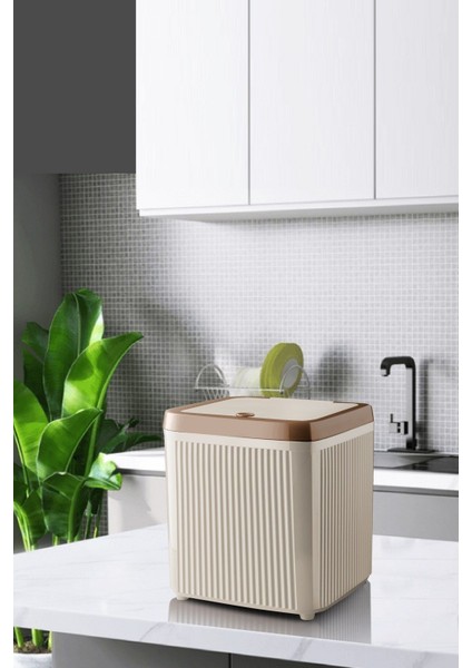 Çizgili Kare Çöp Kovası 3.85 Litre, Banyo ve Mutfak Için Kullanışlı ve Şık Tasarım
