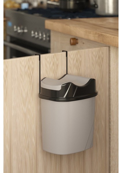 Mat Siyah ve Gri Renklerde, Askılı, Yutmalı Kapaklı Çöp Kovası SF007