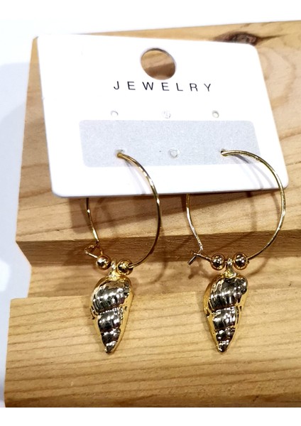 Figürlü Lüks Kararmaz Küpe