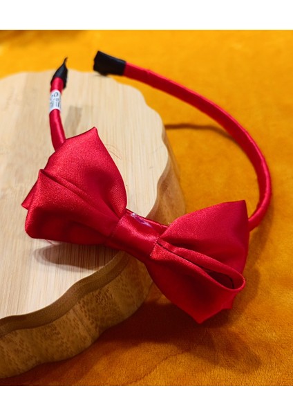 Lüks Göserişli Fiyonklu Taç