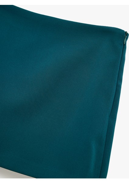 Slim Fit Cep Detaylı Mini Şort Etek modelleri