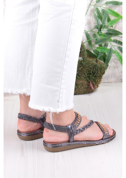 Guja 24Y152-18 Anatomik Rahat Kaymaz Taban Taşlı Kadın Sandalet fırsatları