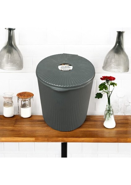 Gri Çizgili Yuvarlak 8l Çöp Kovası, Banyo ve Mutfak Için Pratik ve Şık Tasarım