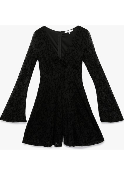 Uzun Kollu V Yaka Bağlama Detaylı Tulum