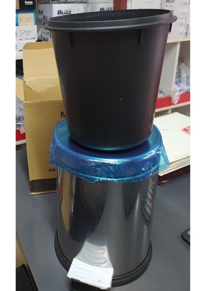 Gri Pedallı Çöp Kovası, Pratik ve Şık Temizlik Çözümü fırsatları