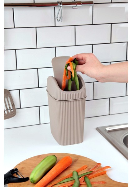 Şık ve Küçük Tezgah Üstü Çöp Kovası, Pratik Kullanım Için Ideal Renk Sarı modelleri