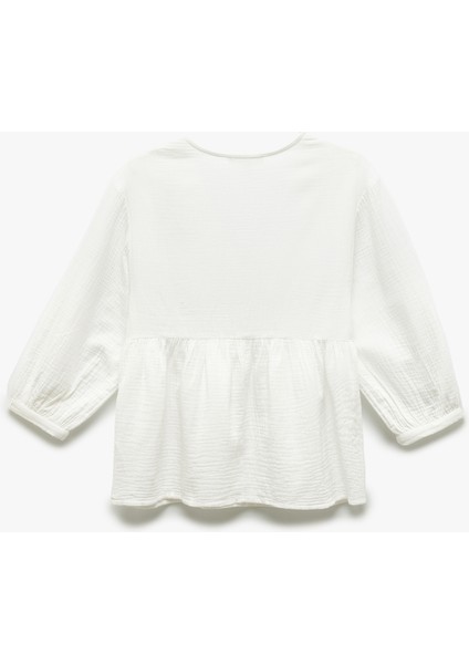 Pamuklu Bol Kalıp Nakış Detaylı V Yaka Fistolu Müslin Bluz indirimleri