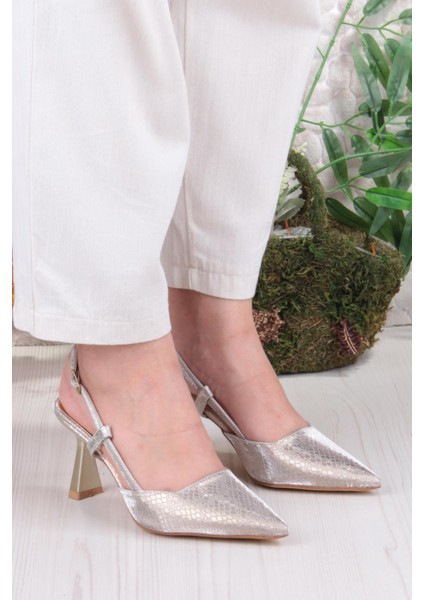 087-90 Fls Baskılı Arkası Açık Önü Kapalı Topuklu Ayakkabı modelleri