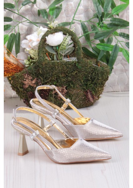 087-90 Fls Baskılı Arkası Açık Önü Kapalı Topuklu Ayakkabı indirimleri