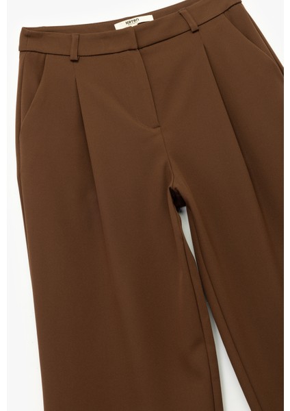 Cepli Pile Detaylı Yüksek Bel Palazzo Pantolon modelleri