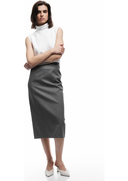 Regular Fit Arkadan Yırtmaç Detaylı Midi Kalem Etek