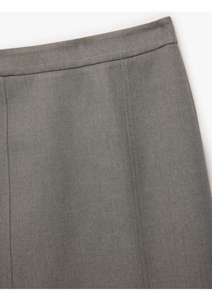 Regular Fit Arkadan Yırtmaç Detaylı Midi Kalem Etek indirimleri