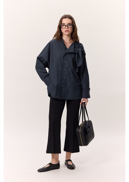 Bağlamalı Detaylı Tasarım Gömlek Lacivert fırsatları