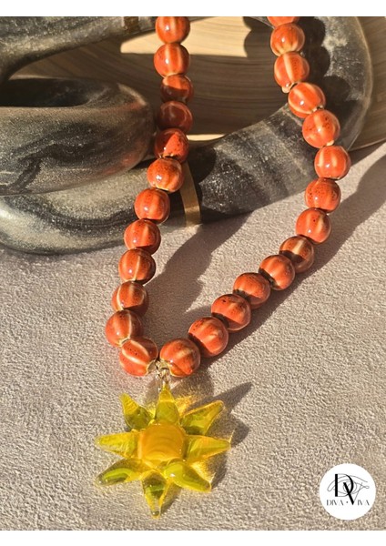 - Sole Di Fuoco Murano Cam Güneş Figür Kadın Kolye fiyatları