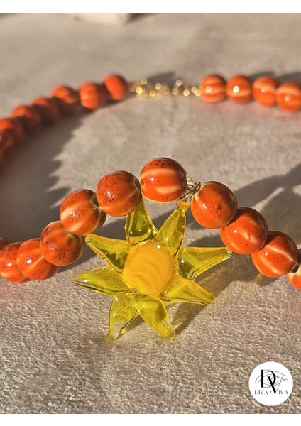 - Sole Di Fuoco Murano Cam Güneş Figür Kadın Kolye modelleri