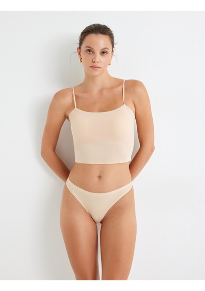 Vücudu Saran Nefes Alan Kumaş Dikişsiz Askılı Kaplı Dolgusuz Yarım Atlet modelleri