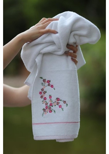 %100 Pamuklu 50X100 Çiçek Nakışlı 3'lü Havlu Seti, Beyaz modelleri