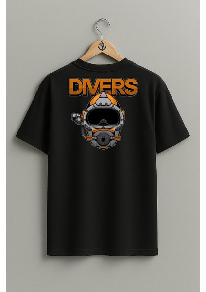 Oversize Divers Dalgıç Başlığı Göğüs ve Sırt Tasarımlı Unisex T-Shirt fiyatları