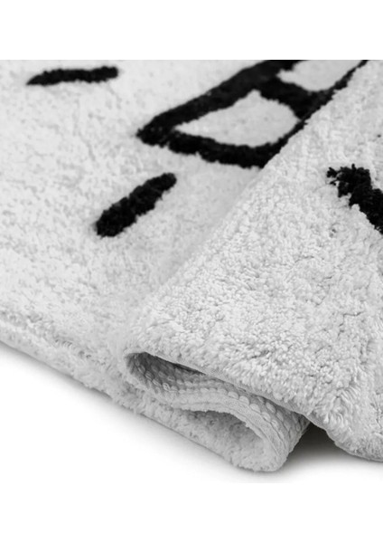 Siyah Yazı Nakışlı Banyo Paspası 50X80 Cm, Şık ve Kaliteli Kullanım Sağlar. modelleri