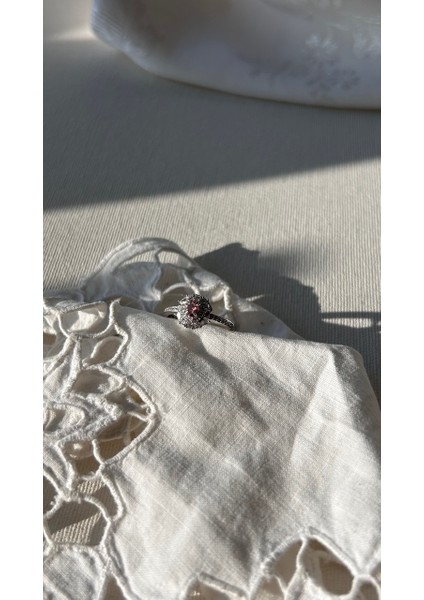 925 Ayar Gümüş Yakut Taşlı Yüzük fırsatları