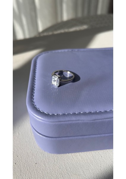 925 Ayar Gümüş Tektaş Yüzük 7 Numara