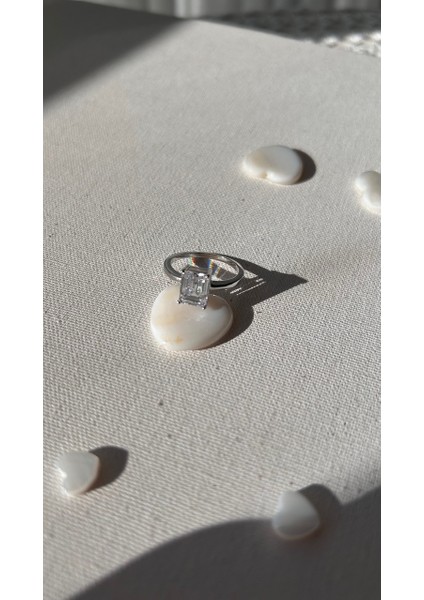 925 Ayar Gümüş Tektaş Yüzük 7 Numara fırsatları