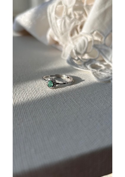 925 Ayar Gümüş Zümrüt Taşlı Yüzük