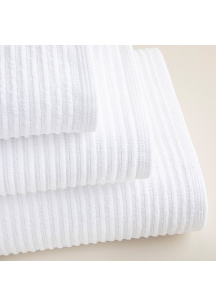 Yumuşak ve Hafif 50X90 cm Beyaz Yüz Havlusu, Günlük Kullanım Için Ideal