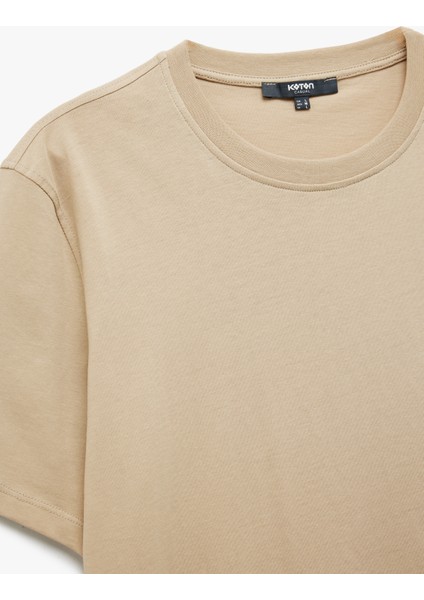 Pamuklu Kısa Kollu Bisiklet Yaka Erkek Basic Tişört indirimleri