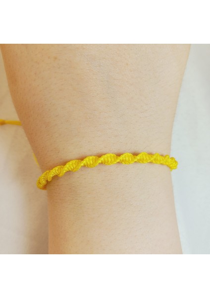 Sarı Spiral Makrome Örgü İp Bileklik, Suya Dayanıklı Makrome Bileklik, Asansörlü Ayarlanabilir El Yapımı Unisex Bileklik, Makrome Bileklik, Örgü Bileklik, İp Bileklik, Hediyelik Takı fiyatları