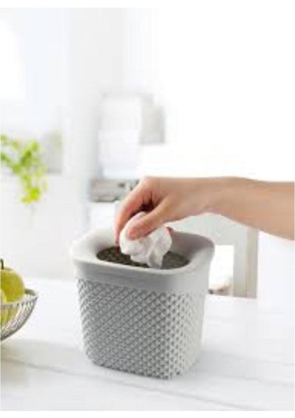 Beyaz Damla Desenli Çöp Kovası 2l, 165X125X190 mm