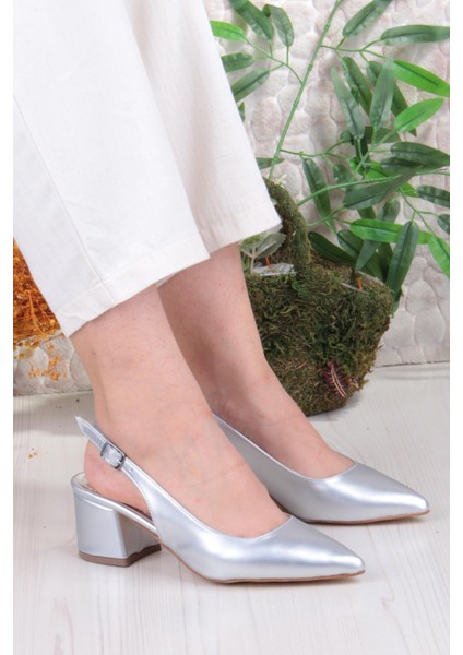 110-420 Fls Arkası Açık Kalın Topuk Klasik Kadın Ayakkabı