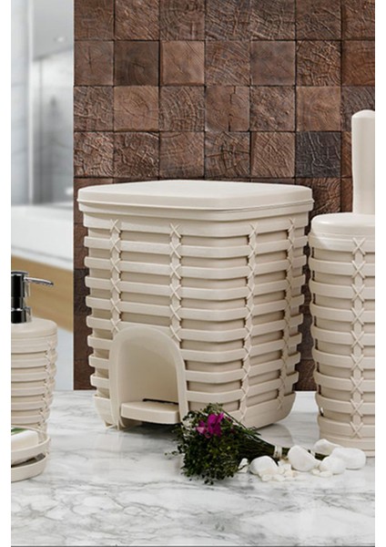 Bej Renkli Kare Pedallı Çöp Kovası 9 Lt, Şık ve Kullanışlı Tasarım modelleri